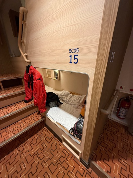 1756249613-i58eyqqxwe6712fwfliadron